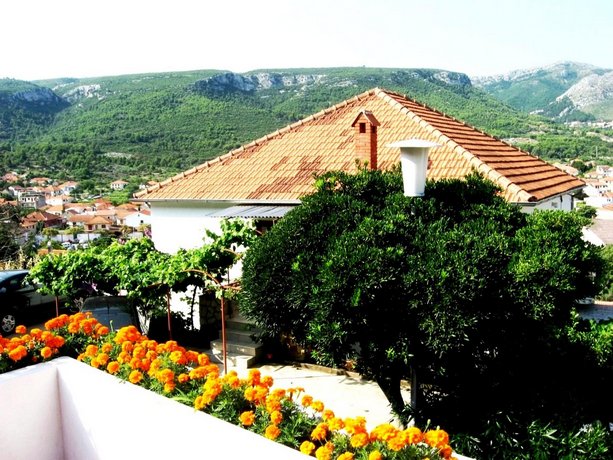 Jelka Apartments Jelsa