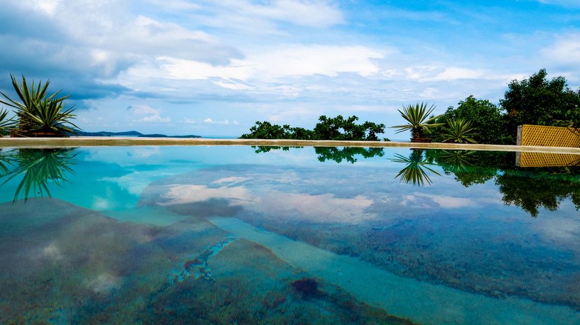 Thai Style The Rock Pool with Sea-view