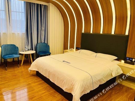 Runjia Hotel