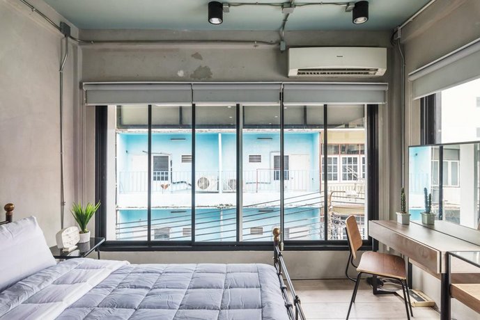 Light Loft at Victory Monument By Favstay