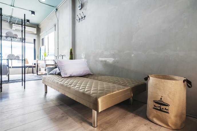 Light Loft at Victory Monument By Favstay