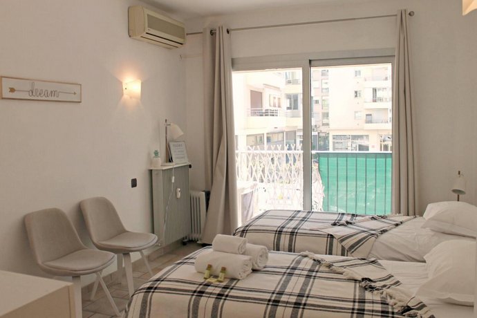 Viva Riviera Cosy 1 Bedroom with balcony