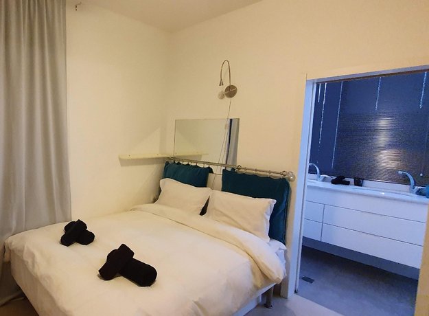 Cozy 3 Bdr Apartment Beach Side TL51