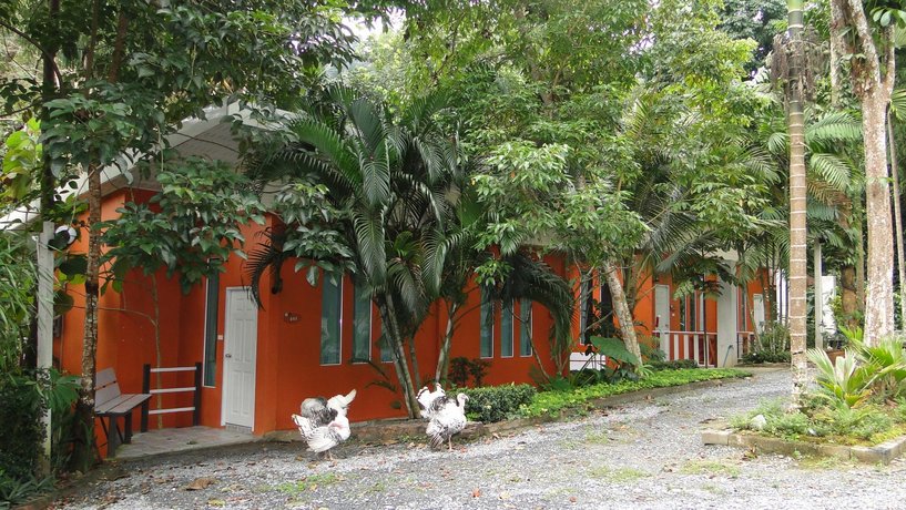 Baan Suan Chong Khao Resort