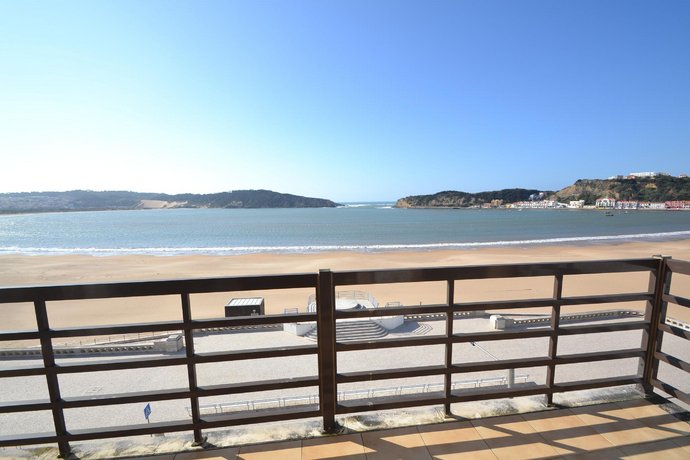 Beachfront 3bdr apt on Marginal Boulevard