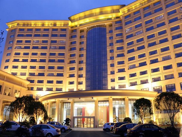 The Grand Plaza Hotel Ji'an China thumbnail