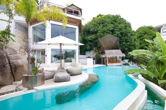 Oceanview romantic Villa