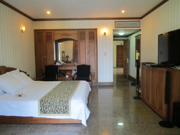 Royal Hotel & Healthcare Resort Quy Nhon