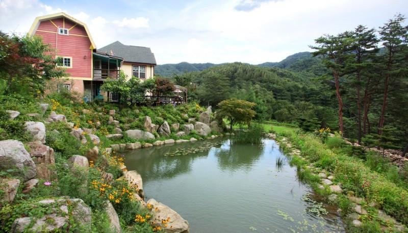Hongcheon Yongso Valley Pension & Camping