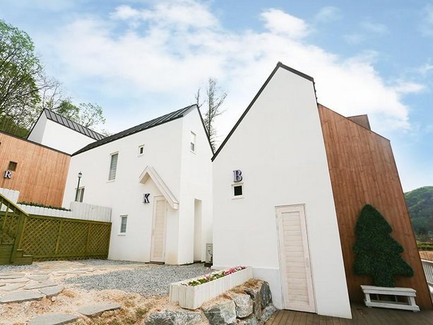 Hongcheon Pool Villa Bjork Pension