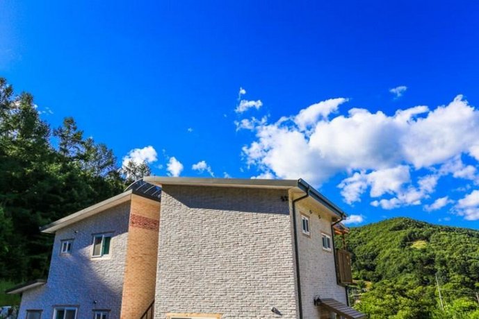 Yangpyeong Lodge House Pension