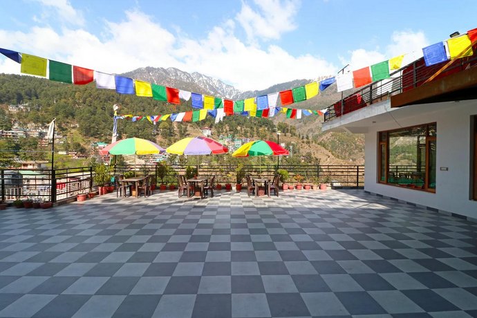 OYO 6962 Hotel Wood Castle