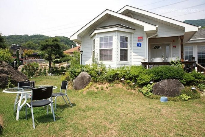 Namyangju Riverhill Village Pension