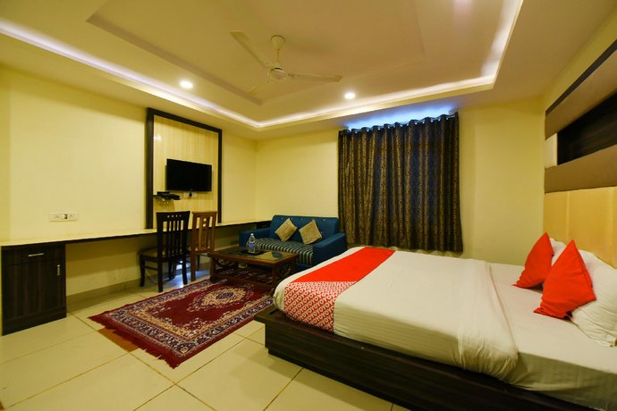 OYO 3971 Hotel Tip Top