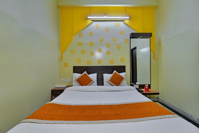 OYO 1143 Hotel RDB Palace