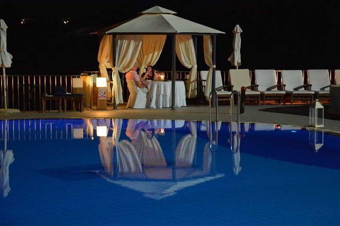 Regina Dell Acqua Resort Eleios-Pronnoi