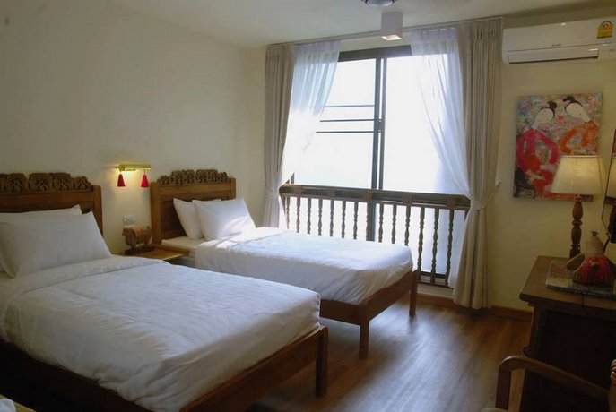 ChiangMai OldcitySundayWalking st PrivateTownhome