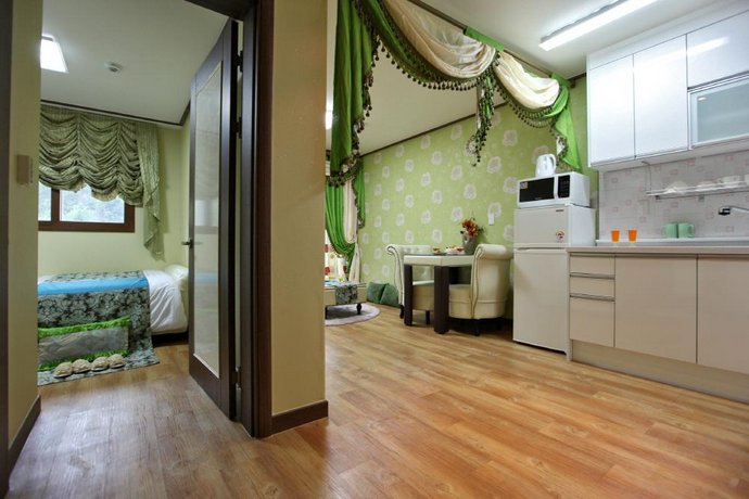 Hongcheon Platy Pension