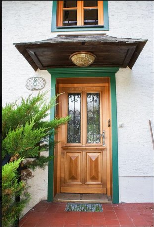 Hallstatt Lake View House