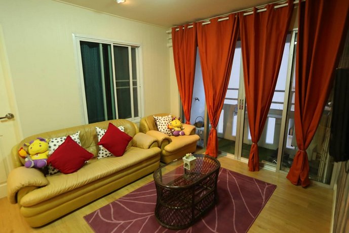 Clean Cozy Comfort easy to go Grand Palace&Khaosan
