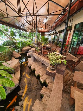 Rayong Lanna Hotel