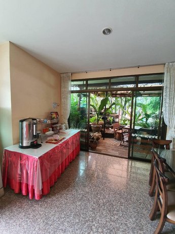 Rayong Lanna Hotel