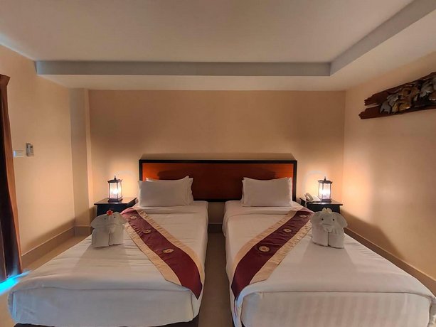 Rayong Lanna Hotel
