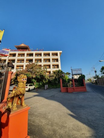 Rayong Lanna Hotel