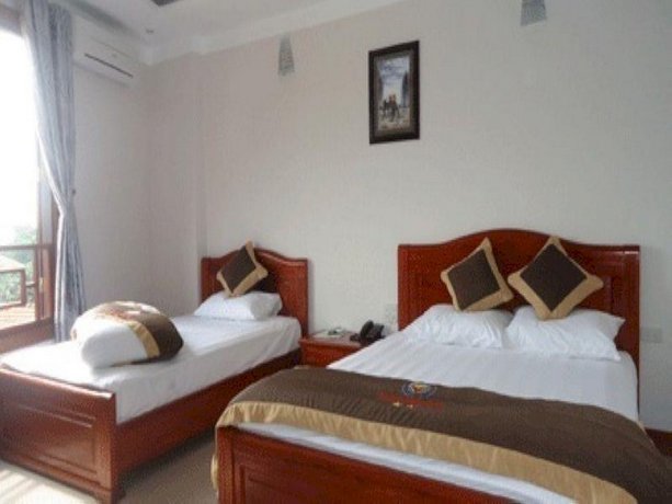 Vuong Hoan Hotel 2