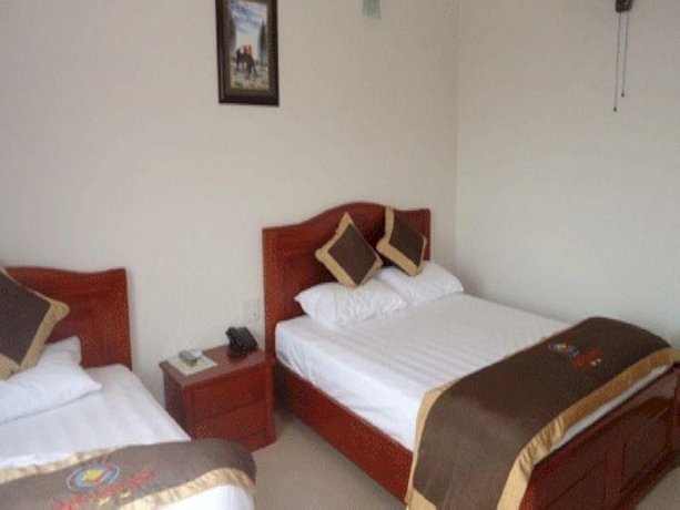 Vuong Hoan Hotel 2