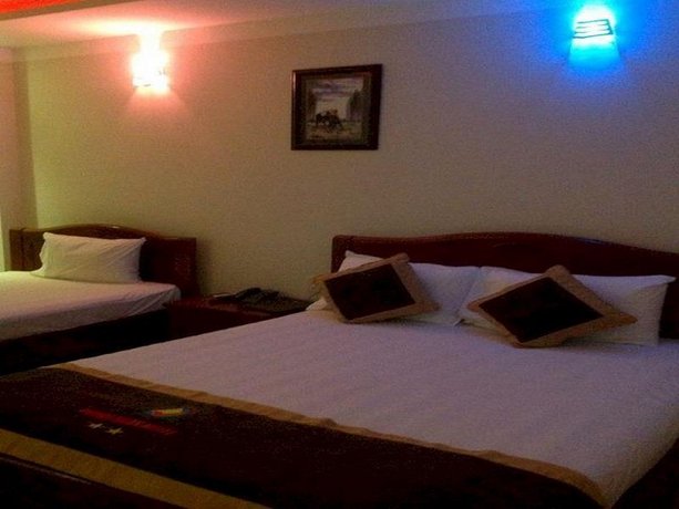 Vuong Hoan Hotel 2