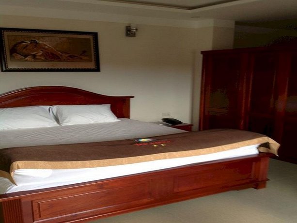 Vuong Hoan Hotel 2