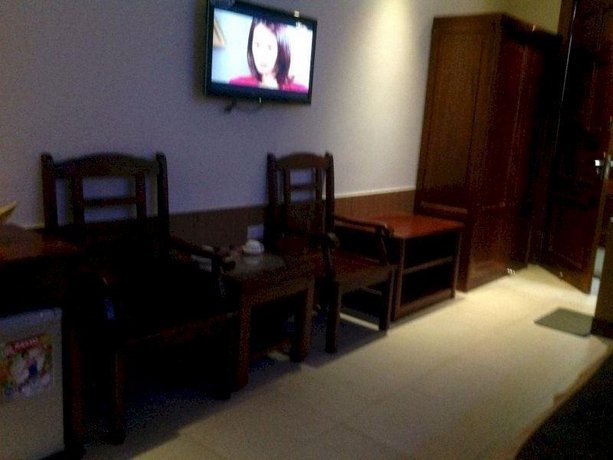 Vuong Hoan Hotel 2
