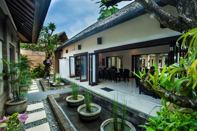 Villa Dewata II