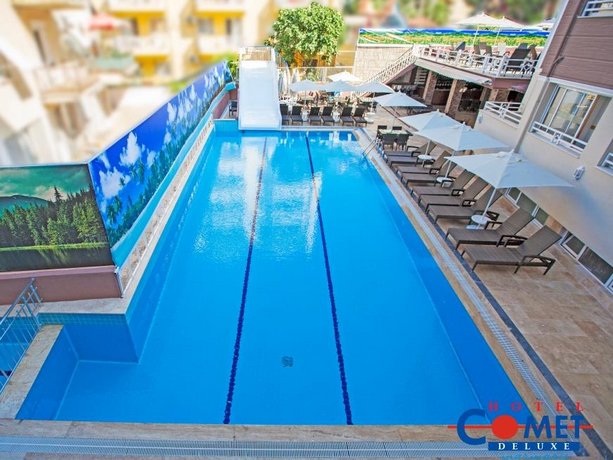 Comet De Luxe Hotel