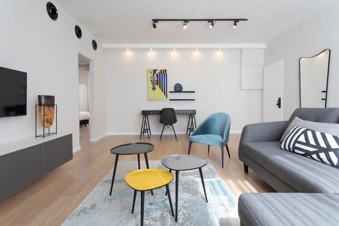 Trendy 2BR in Frishman by HolyGuest