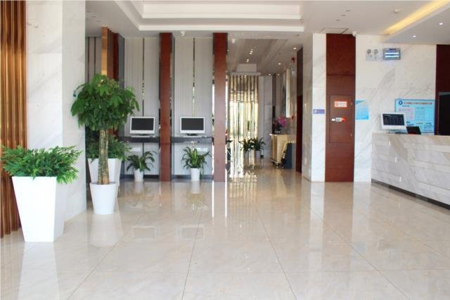City Comfort Inn Wuhan Julong Avenue Metro Station