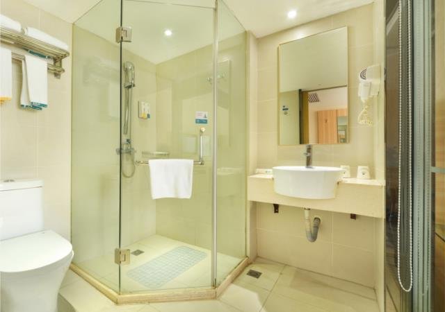 City Comfort Inn Wuhan Julong Avenue Metro Station