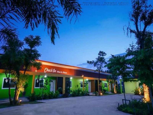 Check in Hotel and Resort