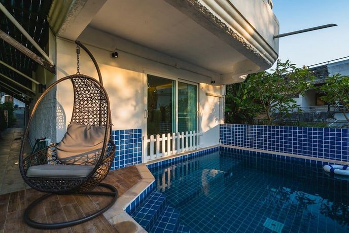 Patong Hill sea view villa 4 bedroom private pool