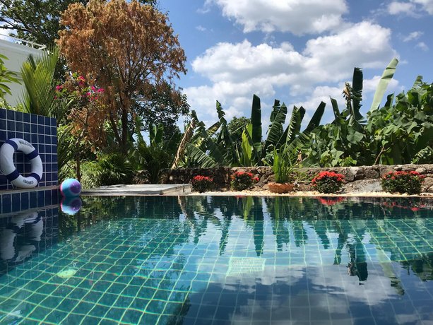 Patong Hill sea view villa 4 bedroom private pool