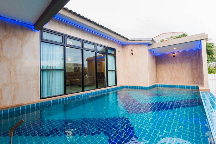 Top Pool Villa B5