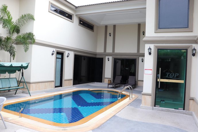 Top Pool Villa B5