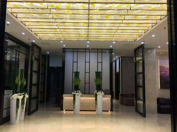 Lavande Hotels Dalian