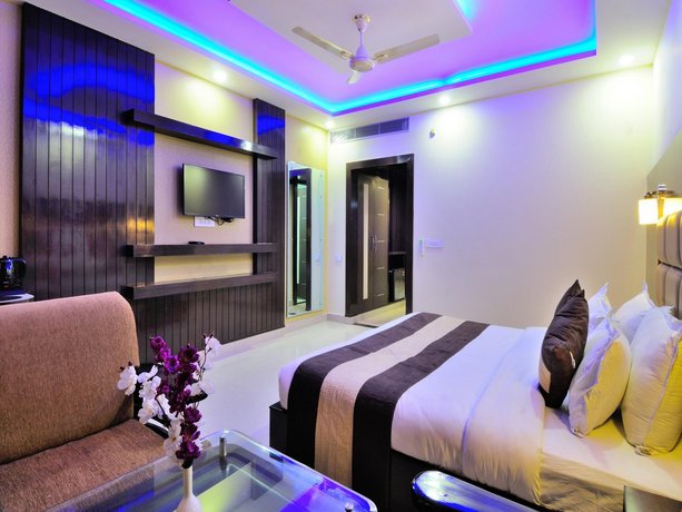 Hotel Crystal Ganga Heights