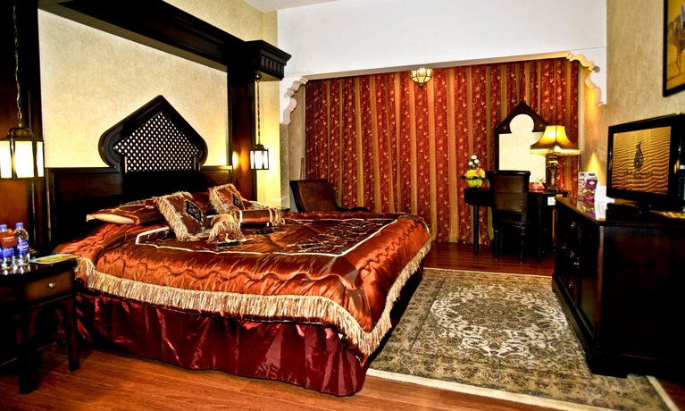 Arabian Courtyard Hotel & Spa