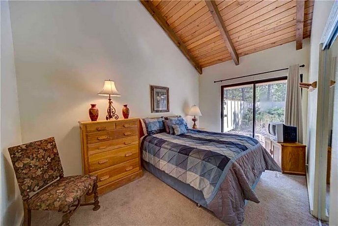 Jackpine Lane 8