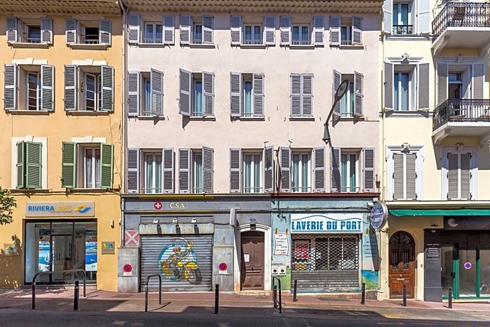 Florella Clemenceau Apartment