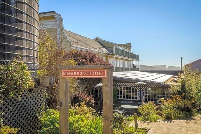 Mendocino Hotel & Garden