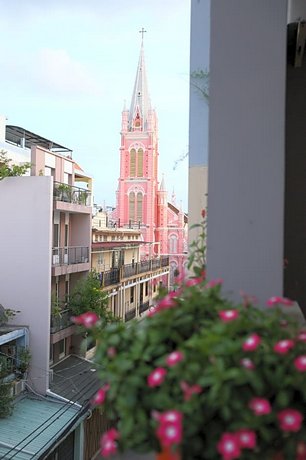 The Nguyens Cafe - Pink Church View